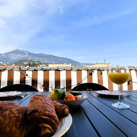 Апартаменти Beau T2 Climatise Grande Terrasse Plage A 2 Min, Parking *