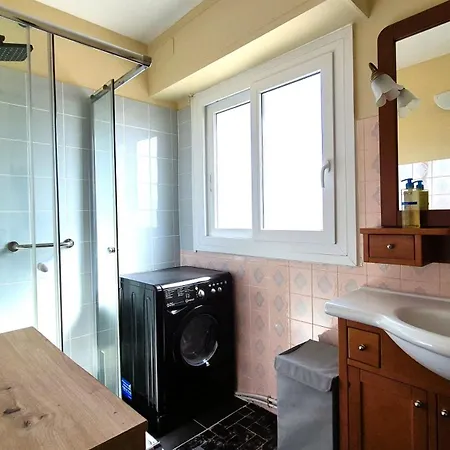 Beau T2 Climatise Grande Terrasse Plage A 2 Min, Parking Апартаменти Мантон